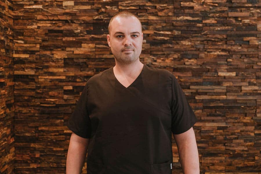 Dr. Jacob García, osteópata en Bucodontos